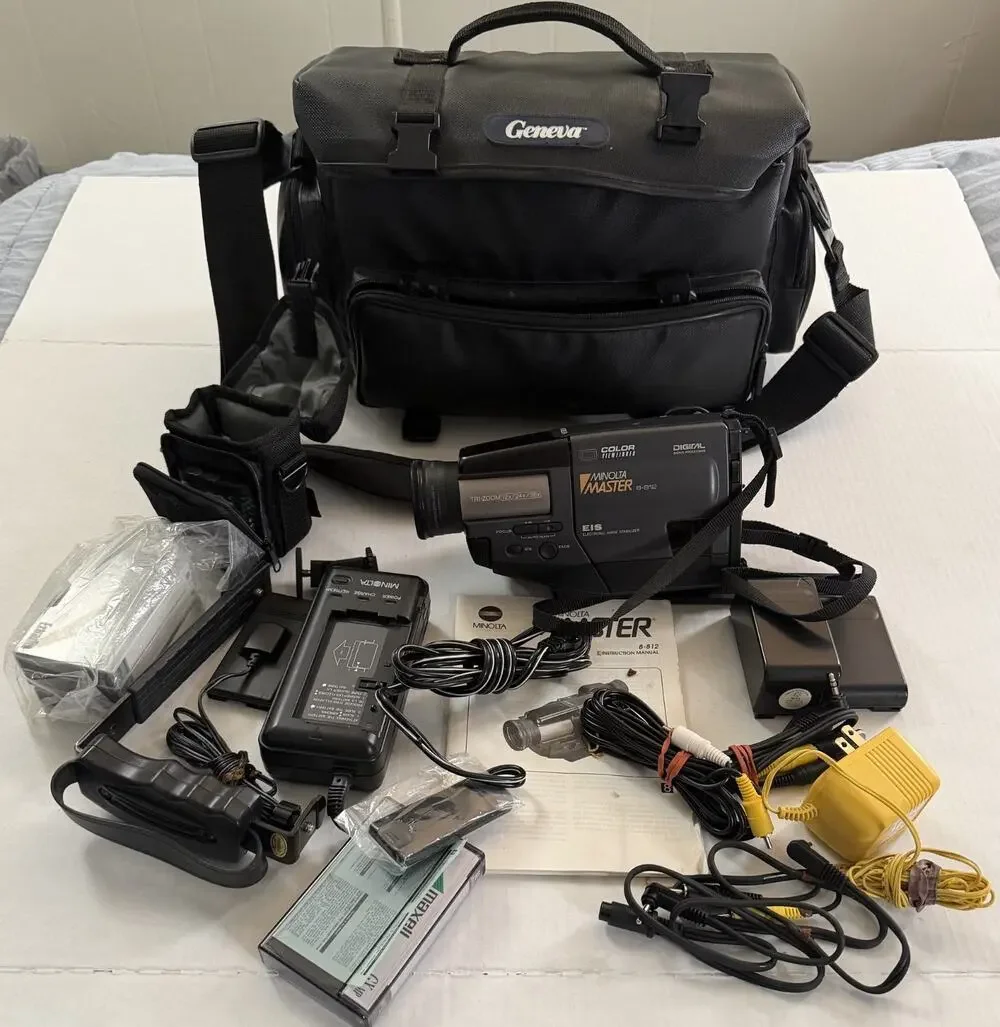 Vintage Minolta Master 8-812 CamCorder Works